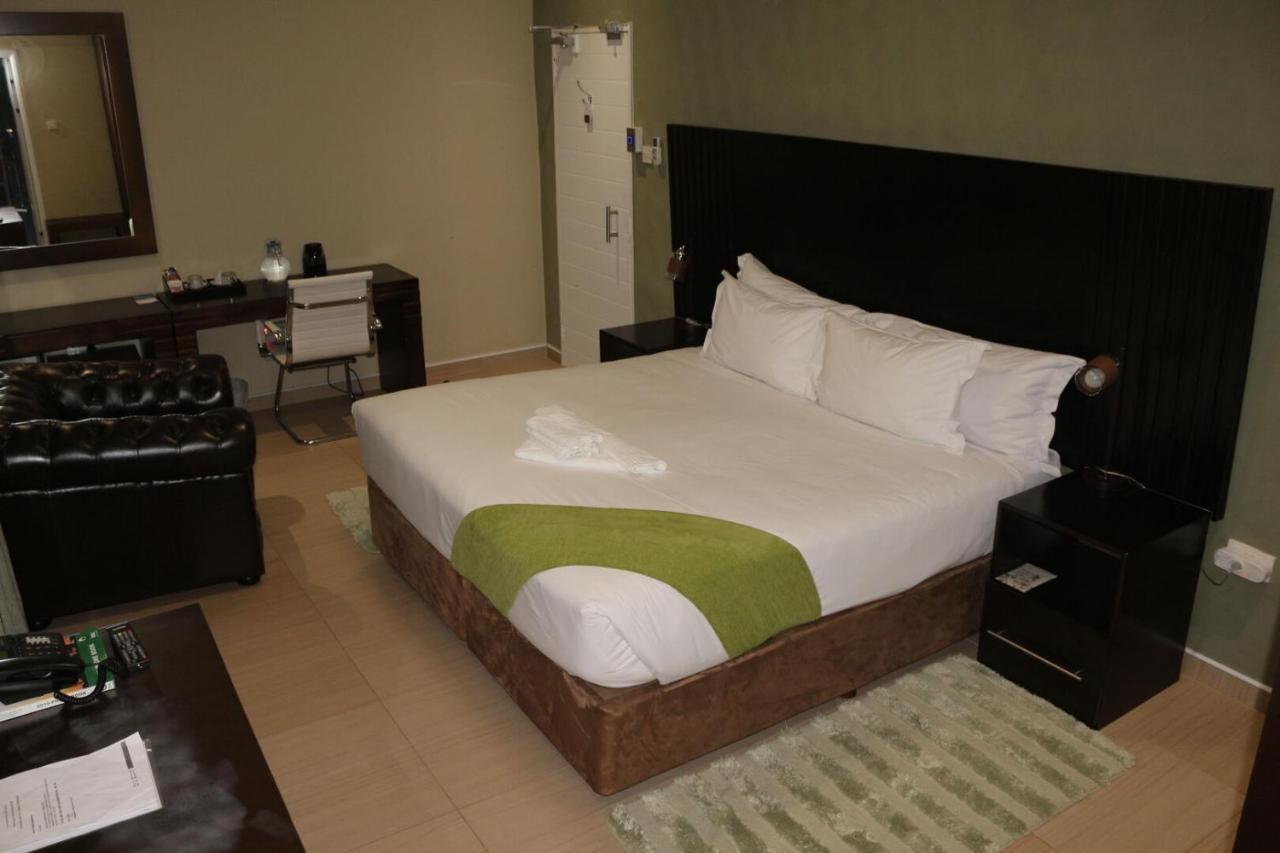 Peaconwood Boutique Villa Palapye Екстер'єр фото