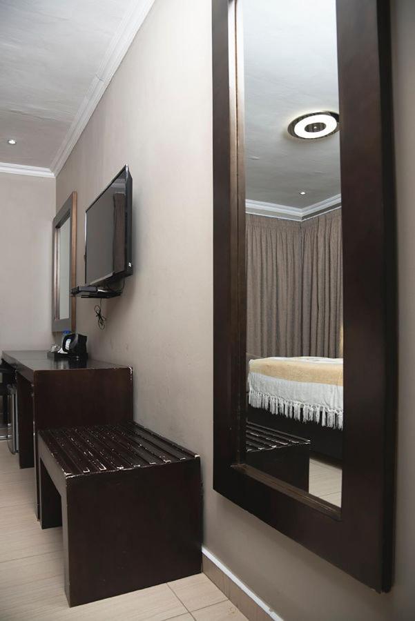 Peaconwood Boutique Villa Palapye Екстер'єр фото