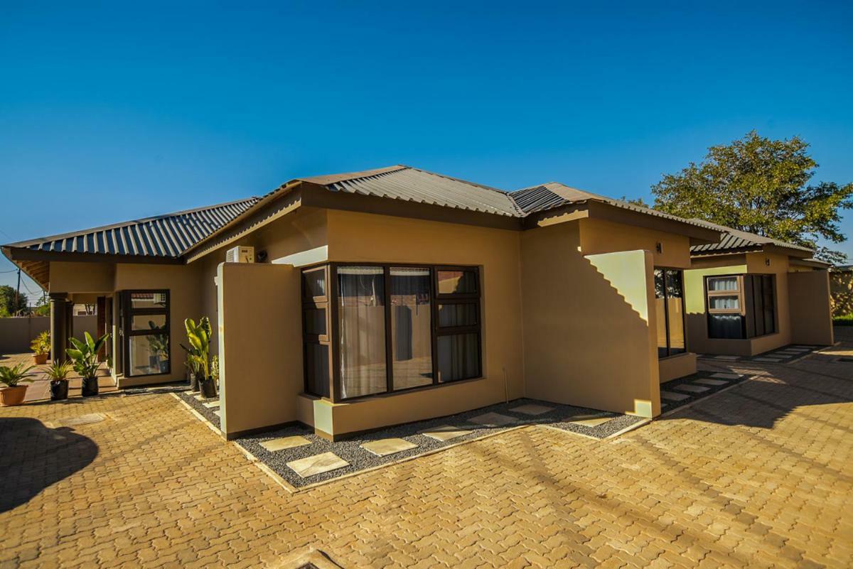 Peaconwood Boutique Villa Palapye Екстер'єр фото
