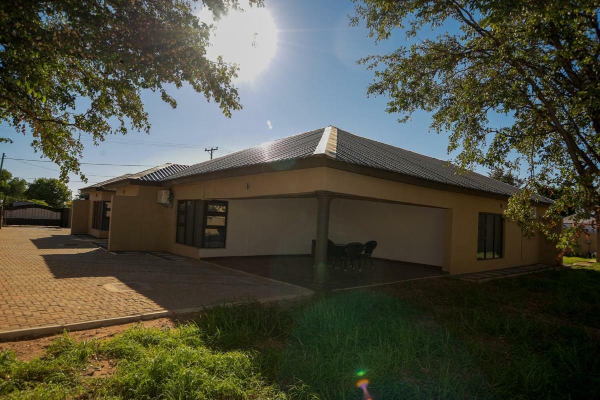 Peaconwood Boutique Villa Palapye Екстер'єр фото