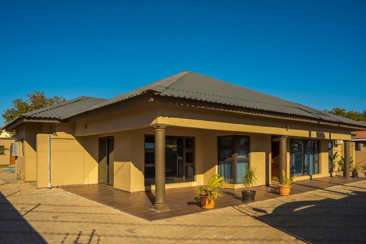Peaconwood Boutique Villa Palapye Екстер'єр фото